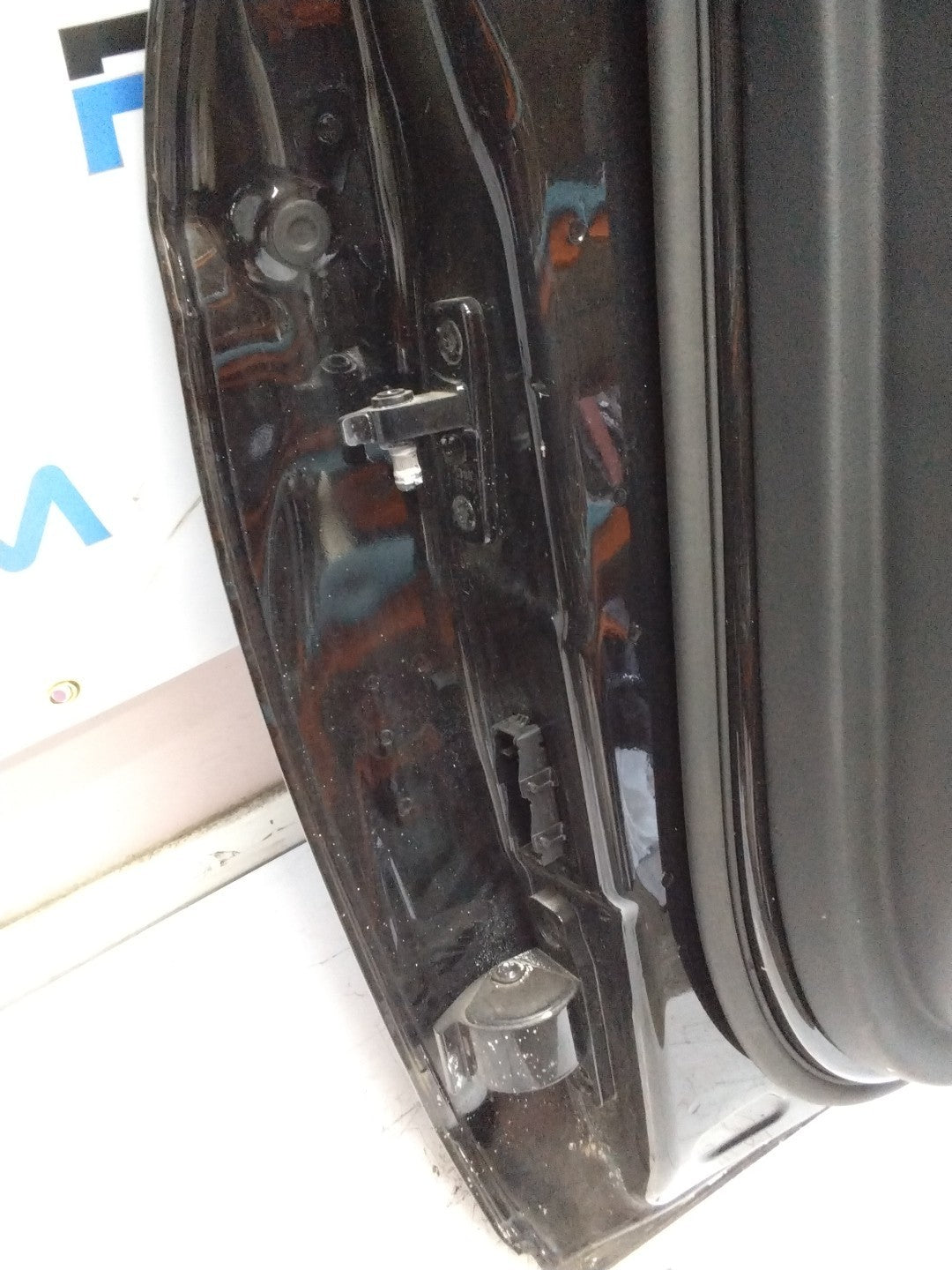 MERCEDES BENZ  GLC W253 DRIVER SIDE FRONT DOOR O/S/F COMPLETE BLACK FMD95