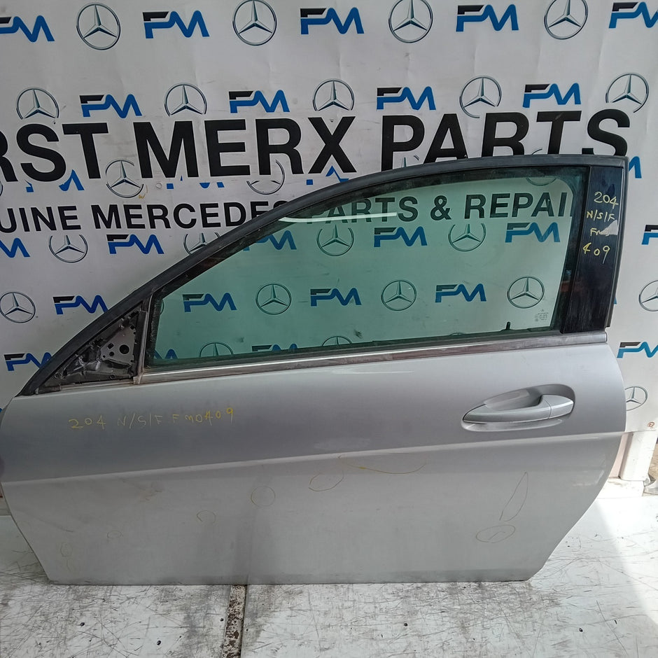 MERCEDES C-CLASS W204 PASSENGER FRONT DOOR NSF 2008-14 SILVER COMPLETE FMD409