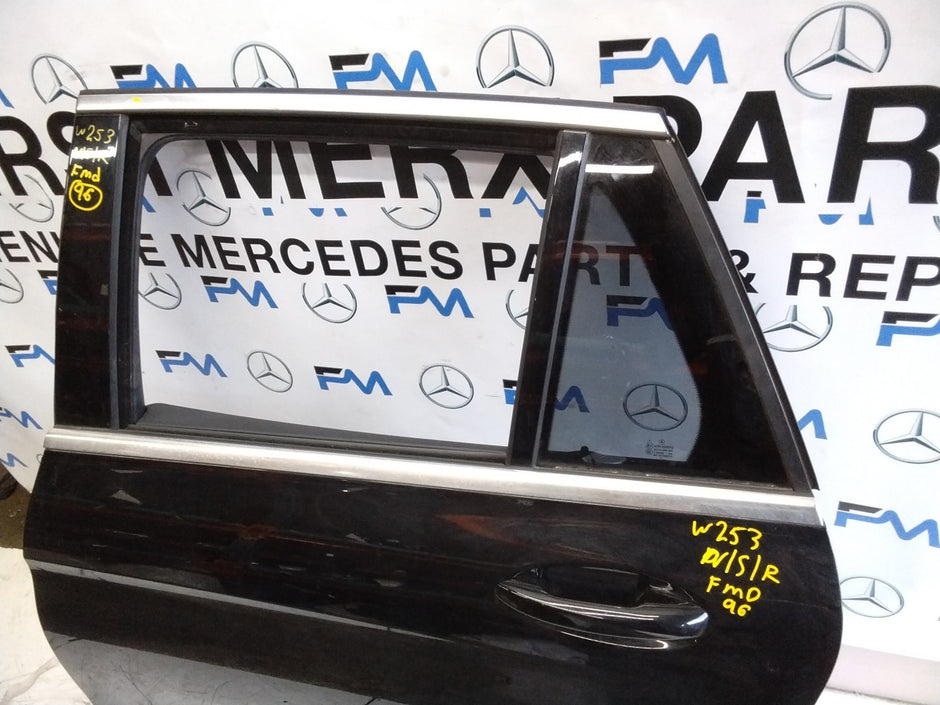 MERCEDES BENZ  GLC W253 PASSENGER SIDE REAR DOOR N/S/R COMPLETE BLACK FMD96