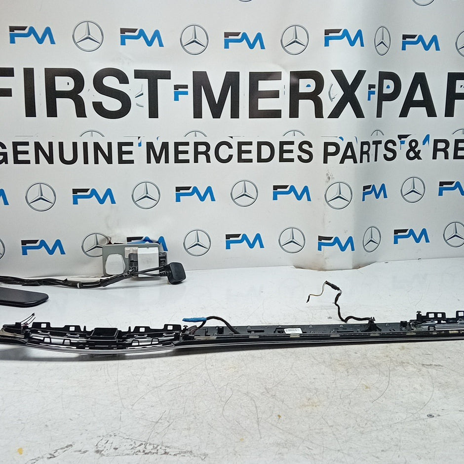 MERCEDES BENZ  E-CLASS W212 DASHBOARD  TRIM PANEL 2016 A212680XX93 FM001547