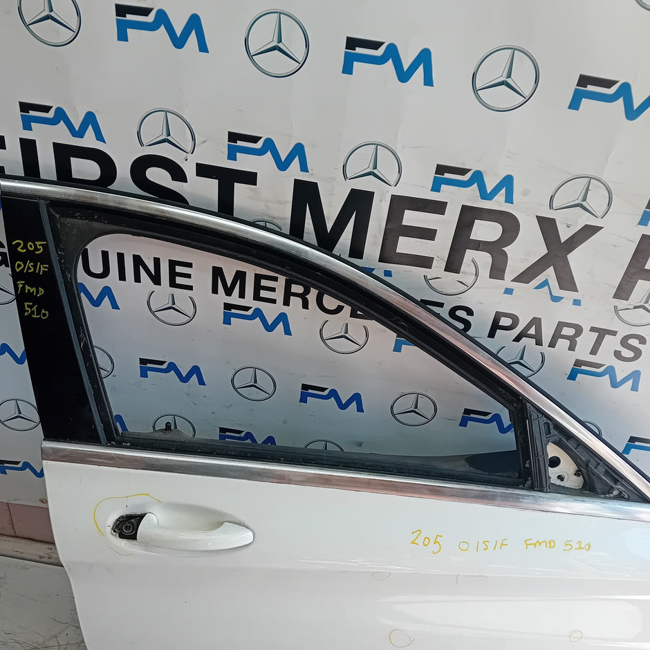 MERCEDES C-CLASS W205 DRIVER FRONT DOOR OSF 2014 WHITE COMPLETE  FMD510