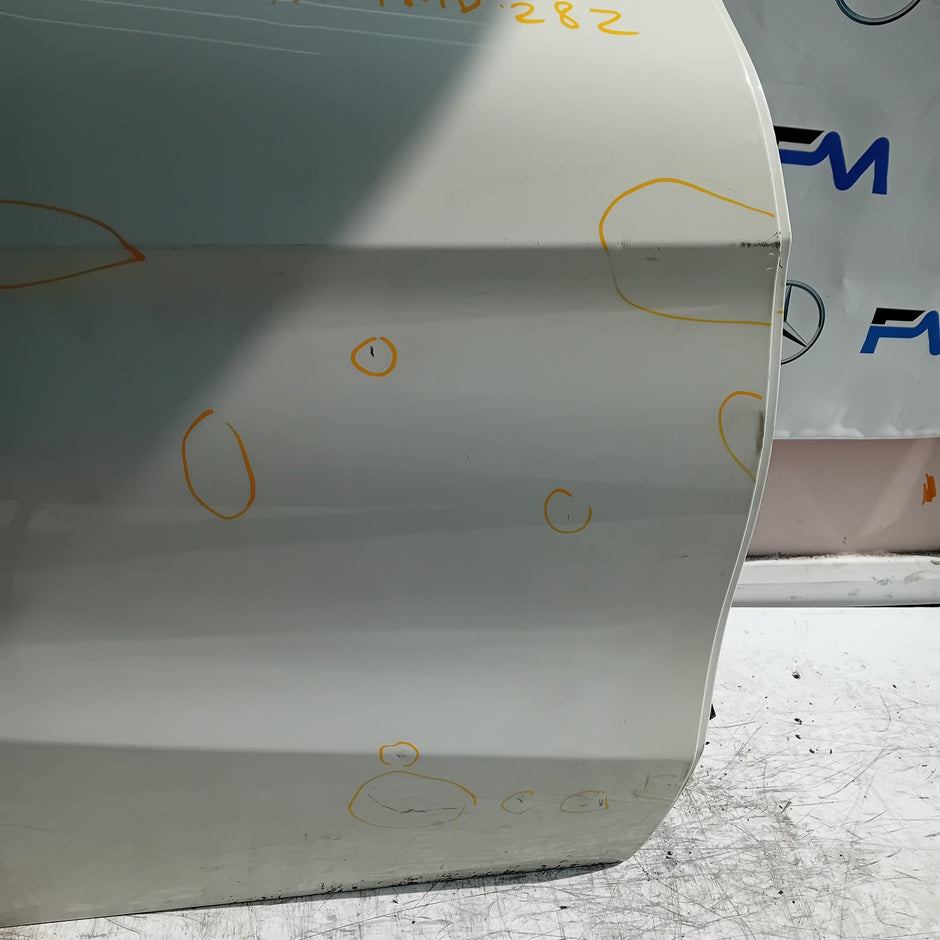 MEECEDES GLA X156 DRIVER SIDE REAR DOOR OSR 2014-19 WHITE COMPLETE FMD282
