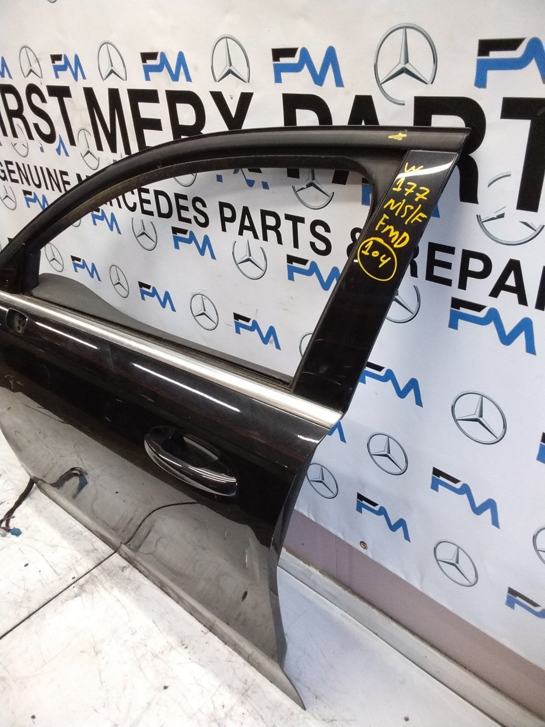 MERCEDES A-CLASS W177 PASSENGER SIDE FRONT DOOR N/S/F COMPLETE BLACK FMD104