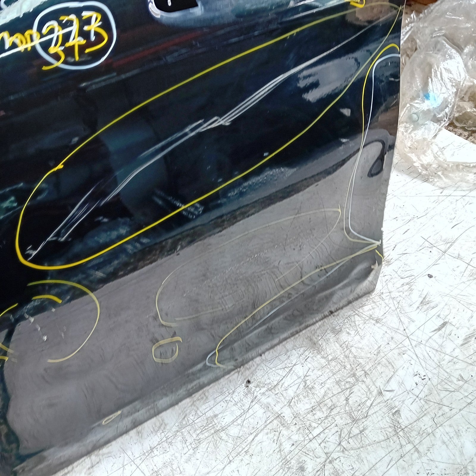 MERCEDES C-CLASS W205 SLN PASSENGE FRONT DOOR NSF BLACK 2014 ON FMD373
