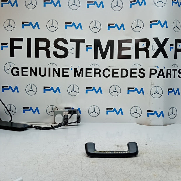 MITSUBISHI OUTLANDER MK3 LEFT OR RIGHT ROOF HANDLE BLACK FM001627