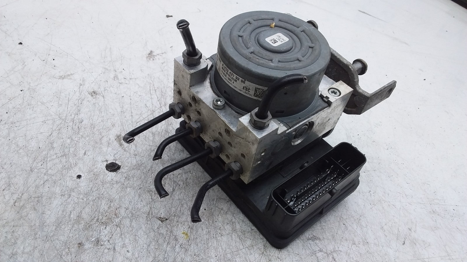 MERCEDES BENZ GLC X253 ABS PUMP CONTROL MODULE 2.1 CDI A2539011400 FMR414