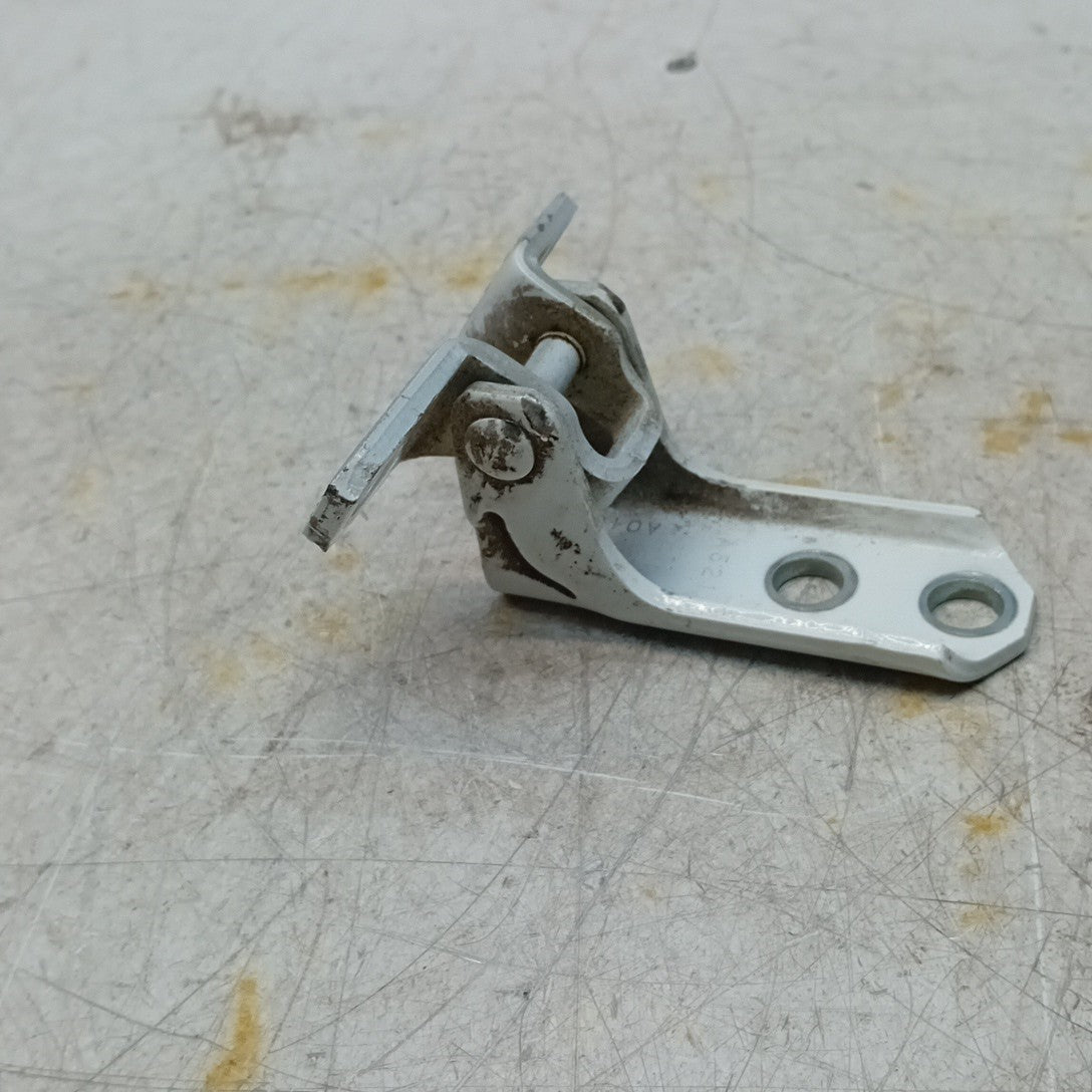 MITSUBISHI OUTLANDER MK3  FRONT DOOR HINGE PANEL A521 A046834 FM001635