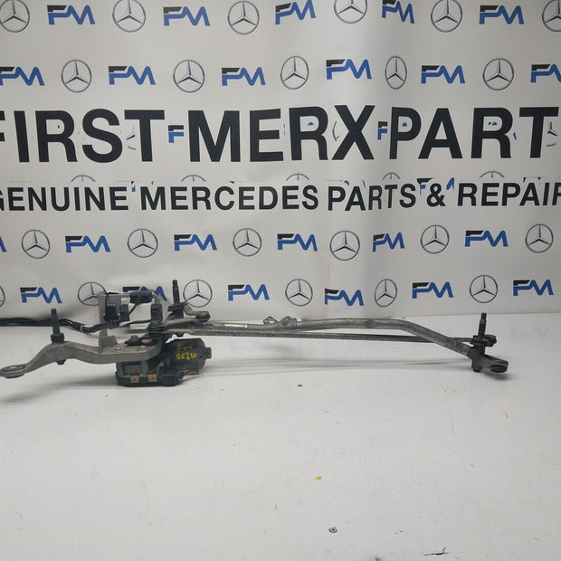 14-21 MERCEDES C CLASS WINDSCREEN WIPER MOTOR & LINKAGE FRONT A2058200940FM00210