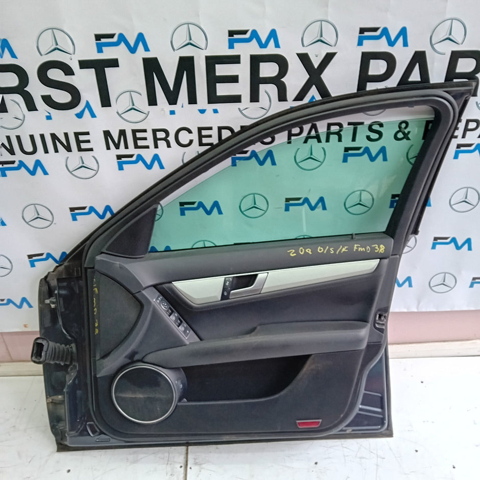 MERCEDES C-CLASS W204 DRIVER SIDE FRONT DOOR O/S/F COMPLETE GREY FMD38