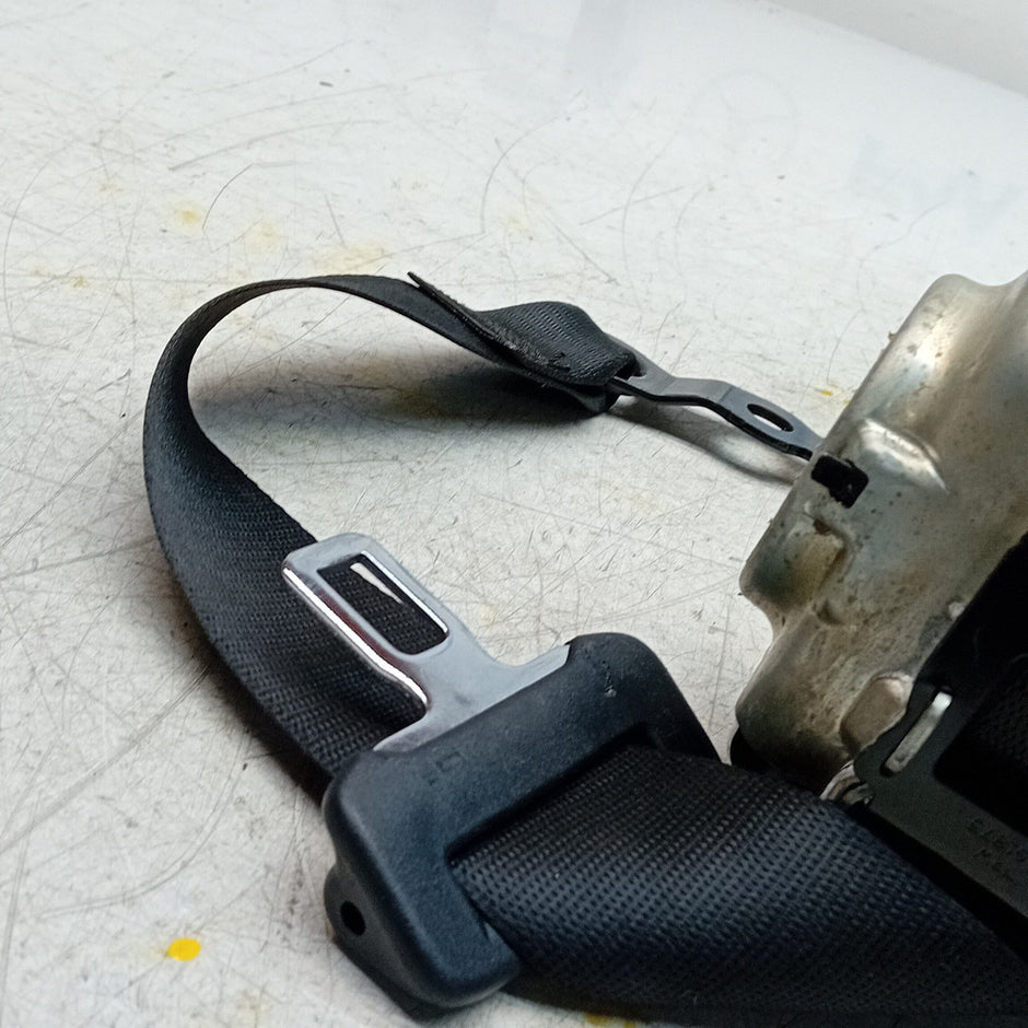 MERCEDES E-CLASS W238 REAR DRIVER SIDE SEAT BELT BLACK A2388603800 FM001379