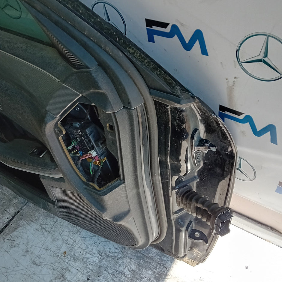 MERCEDES E-CLASS W212 PASSENGER FRONT DOOR NSF 2015 COMPLETE BLUE FMD519