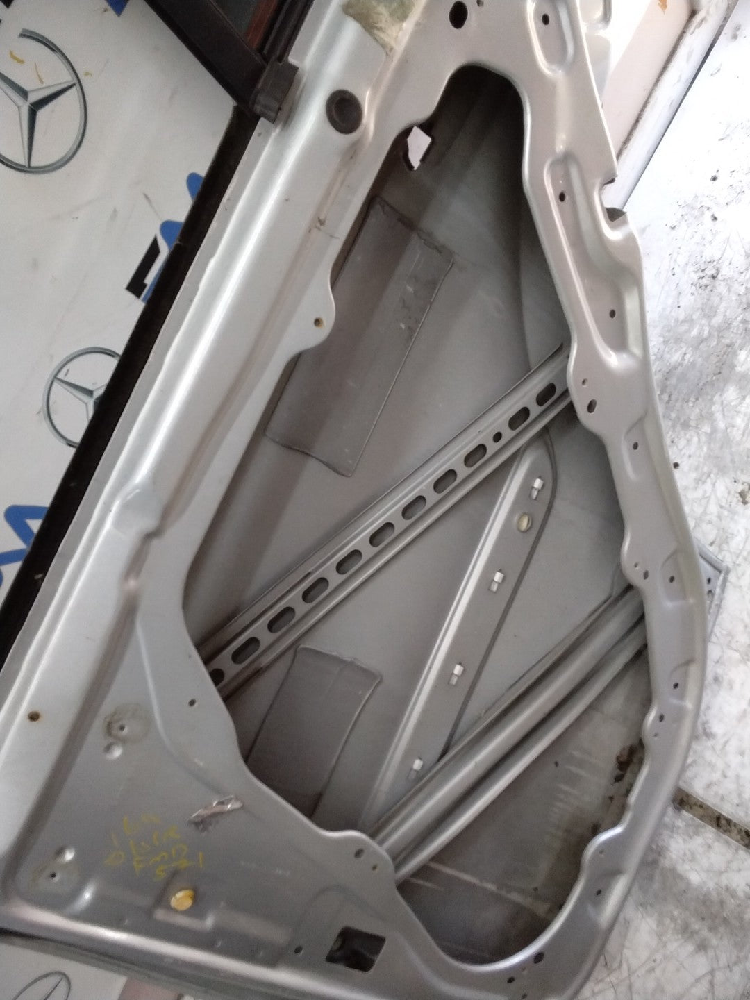 MERCEDES M-CLASS W164  DRIVER REAR DOOR OSR SILVER 2005-11 FMD571