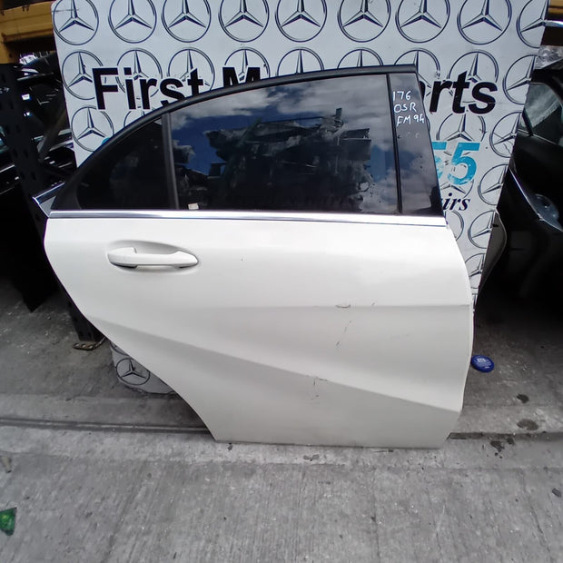 MERCEDES BENZ A-CLASS  W176  DRIVER SIDE REAR DOOR ( OFF SIDE REAR )