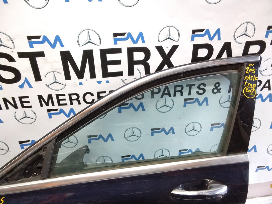 MERCEDES C-CLASS W205 PASSENGER SIDE FRONT DOOR N/S/F COMPLETE BLUE FMD102