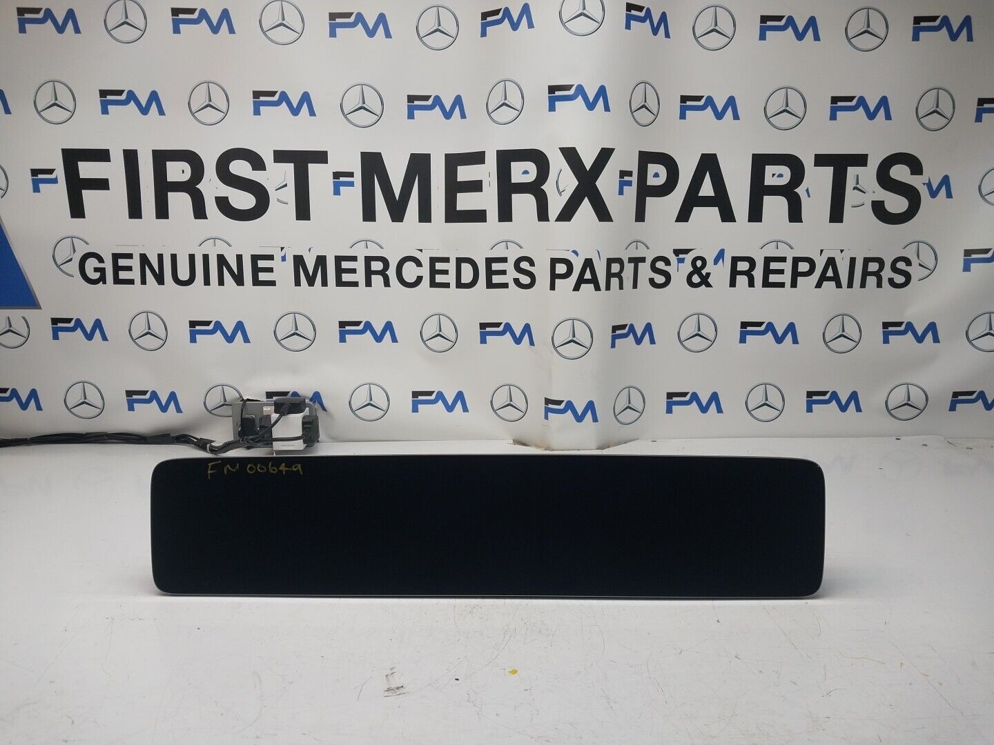 MERCEDES BENZ E-CLASS W213 W238 SAT NAV SCREEN HEAD UNIT A2139006335 FM00649