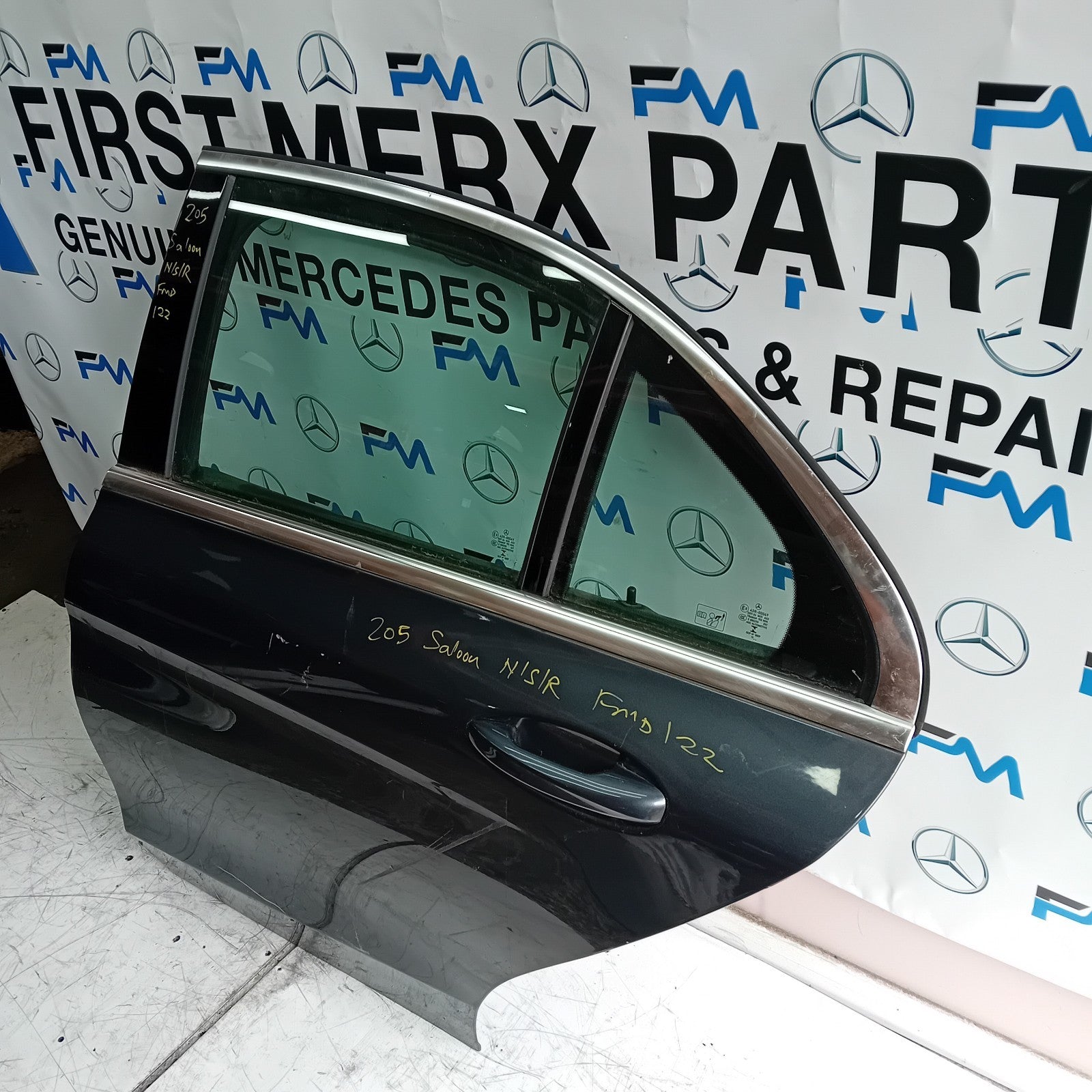 MERCEDES BENZ C-CLASS W205 PASSENGER SIDE REAR DOOR N/S/R GREY FMD122