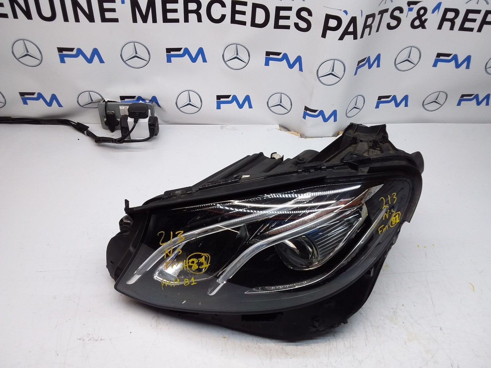 MERCEDES W213 E-CLASS PASSENGER NS HEADLIGHT A2139064104 FMH81 LED HIGH PERFORM 