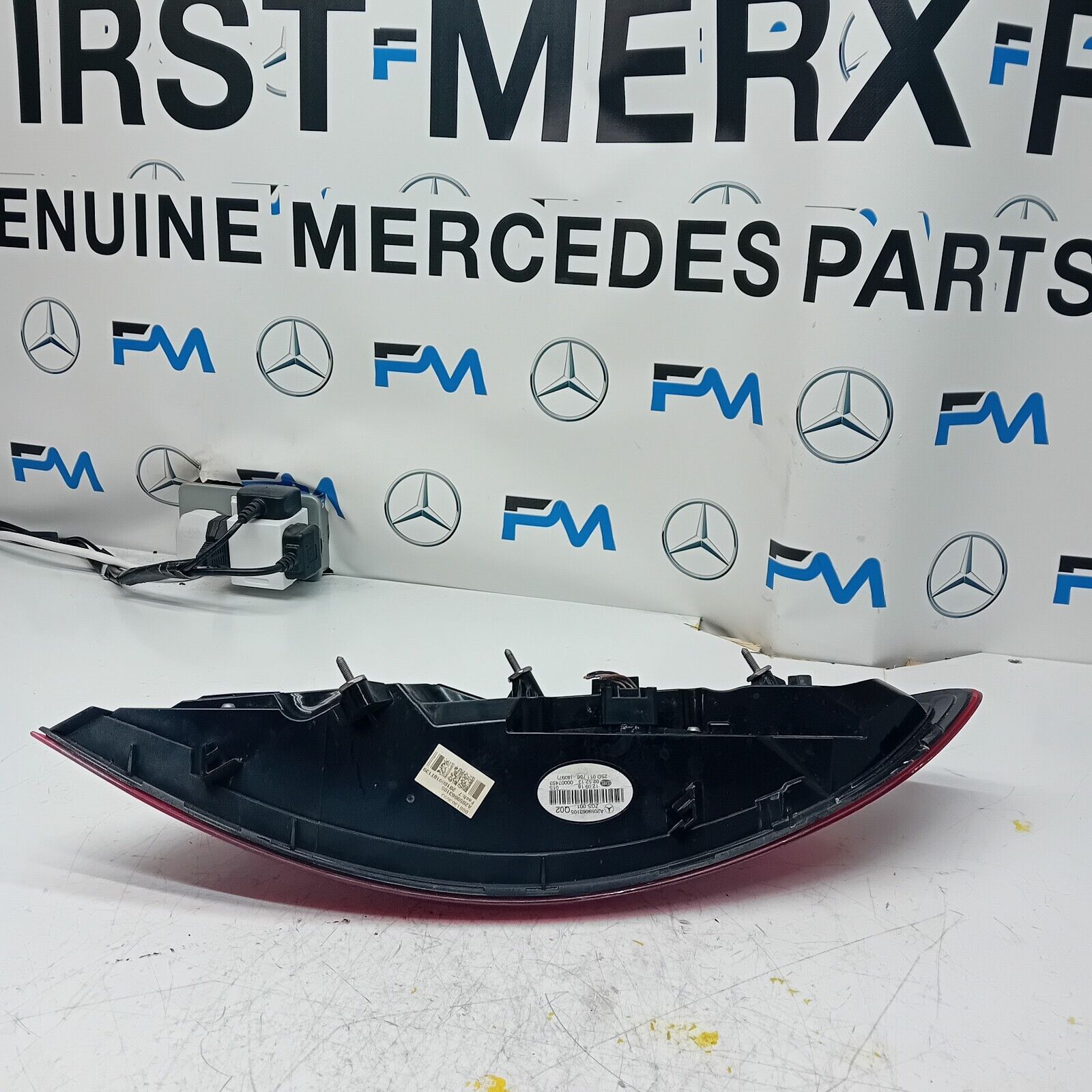 MERCEDES C-CLASS W205 COUPE 2018 REAR PASSENGER N/S TAIL LIGHT A2059063105 FMT38