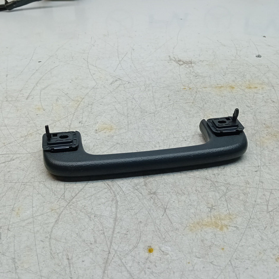 MITSUBISHI OUTLANDER MK3 LEFT OR RIGHT ROOF HANDLE BLACK FM001627