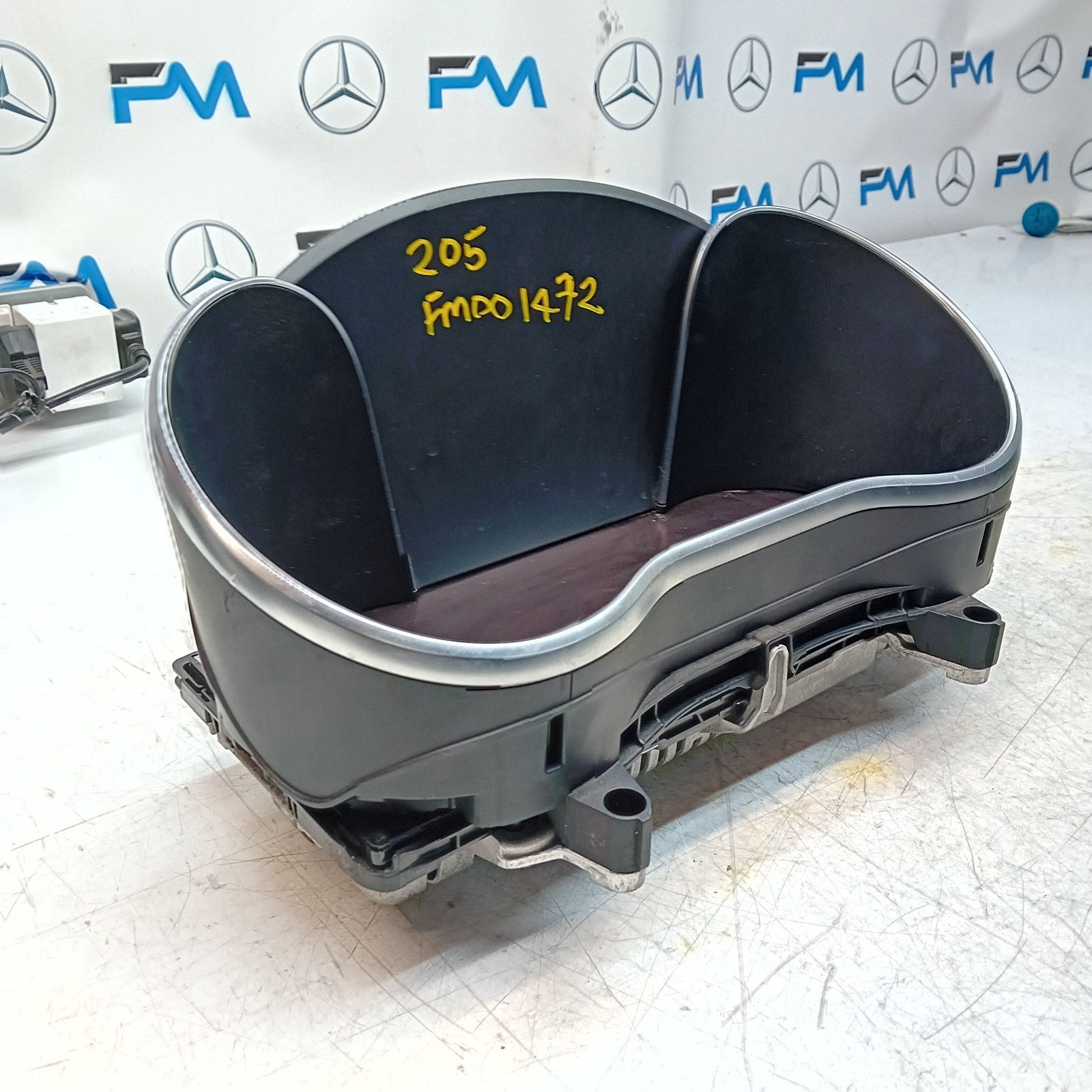 MERCEDES C-CLASS W205 SPEEDOMETER INSTRUMENT CLUSTER BLACK A2059004842 FM001472