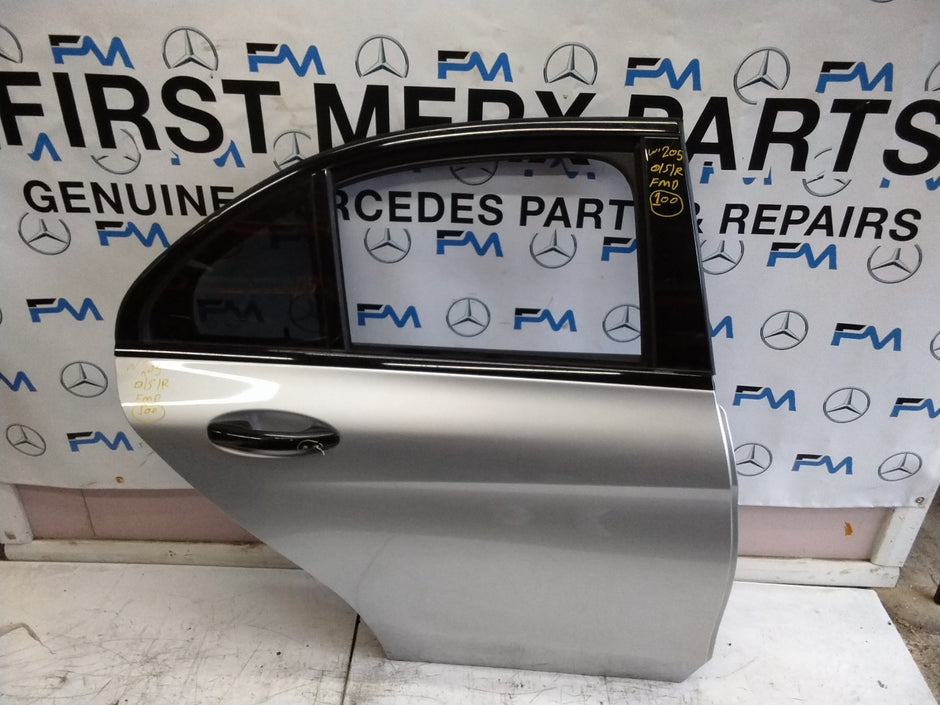 MERCEDES BENZ  C-CLASS W205 DRIVER SIDE REAR DOOR O/S/R COMPLETE SILVER FMD100