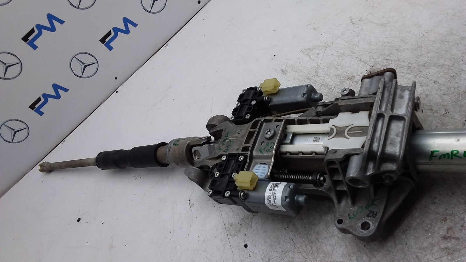MERCEDES BENZ C-CLASS W205 OEM POWER STEERING COLUMN A2054603916 FMR443
