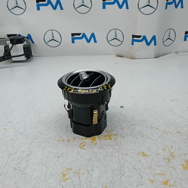 MERCEDES BENZ E-CLASS W213 DASHBOARD AIR VENT 2016-20 A2138308000 FM001188