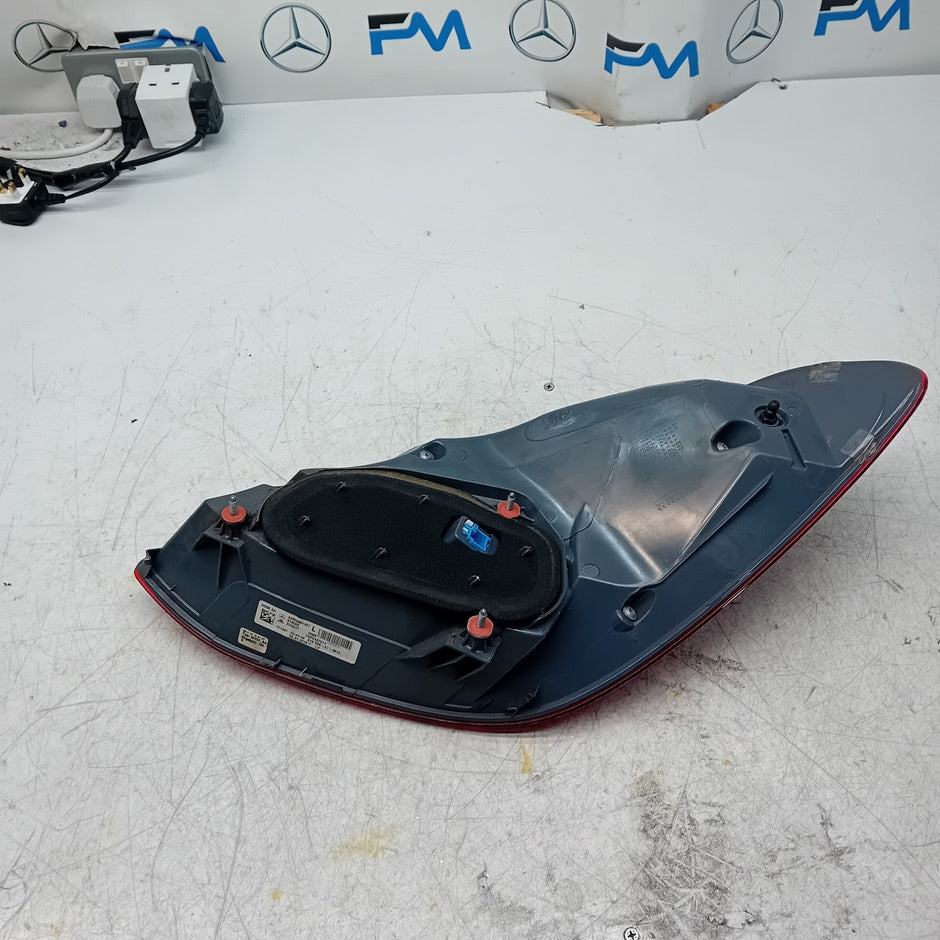 MERCEDES C-CLASS W205 DRIVER SIDE RIGHT REAR TAIL LIGHT 2014 A2059061357 FMT311