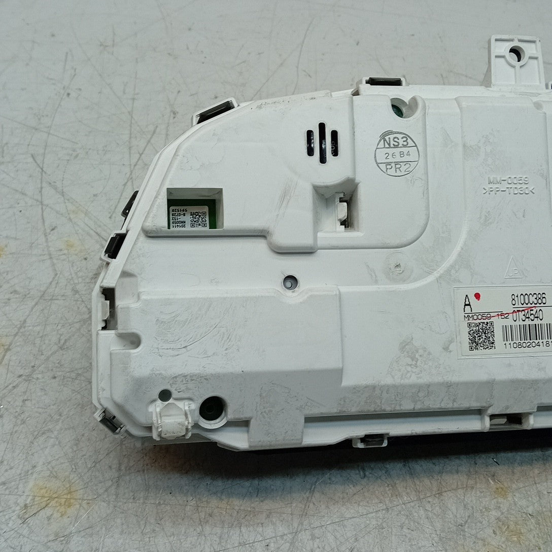 MITSUBISHI OUTLANDER MK3 SPEEDOMETER INSTRUMENT CLUSTER  8100C386 FM001605