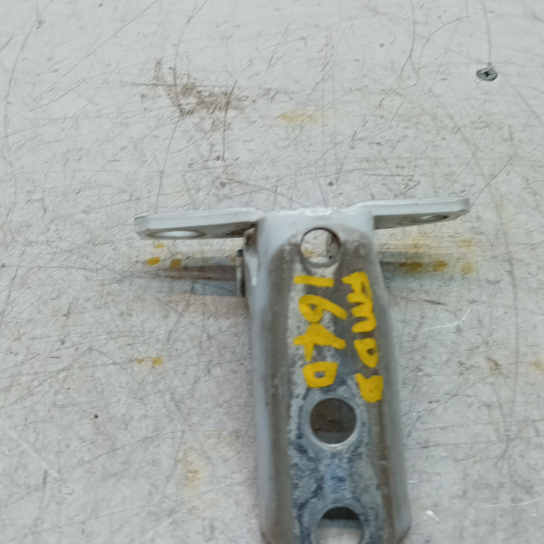 MITSUBISHI OUTLANDER MK3  FRONT DOOR HINGE PANEL A521 A046834 FM001640