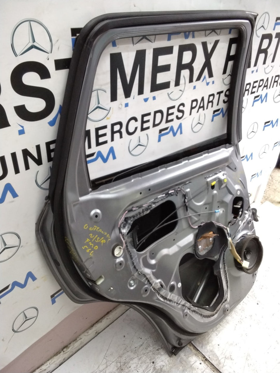 MITSUBISHI OUTLANDER PASSENGER REAR DOOR NSR GREY  FMD564