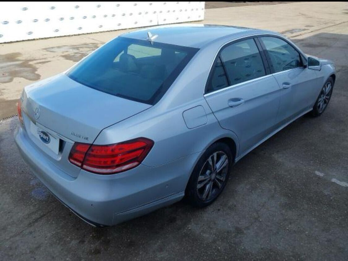 MERCEDES BENZ E-CLASS W212 BREAKING / AIR BAGS ( STEERING WHEEL, KNEE, ROOF )