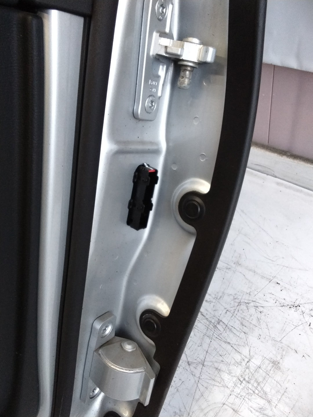 MERCEDES BENZ E-CLASS W213 PASSENGER SIDE REAR DOOR N/S/R COMPLETE SILVER FMD101