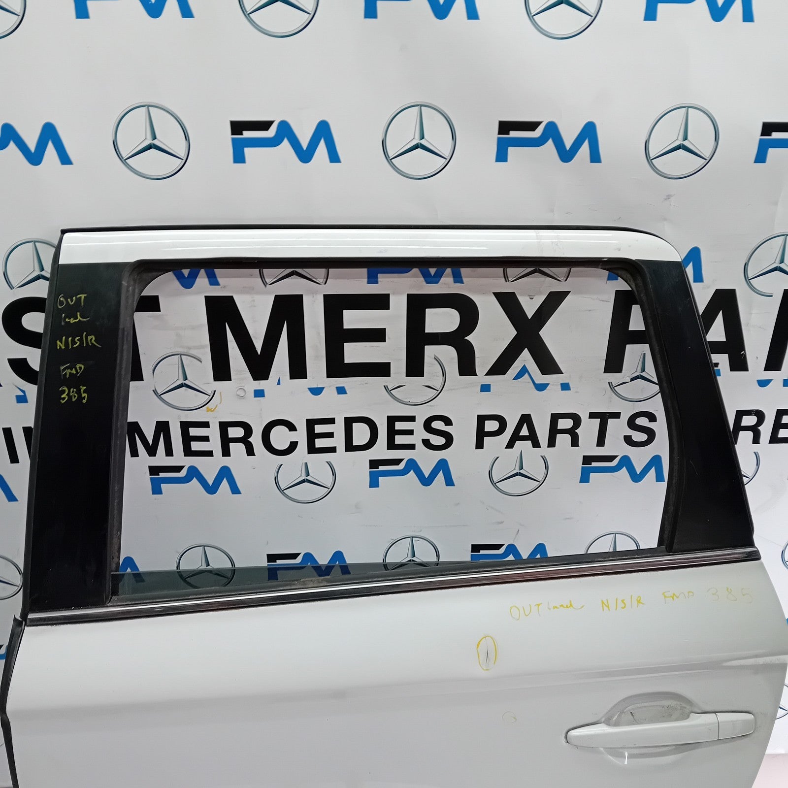MITSUBISHI OUTLANDER MK3 PASSENGER REAR DOOR NSR WHITE 2013 COMPLETE FMD385