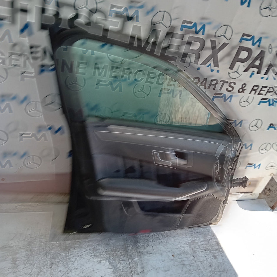 MERCEDES E-CLASS W212 PASSENGER FRONT DOOR NSF 2015 COMPLETE BLUE FMD519