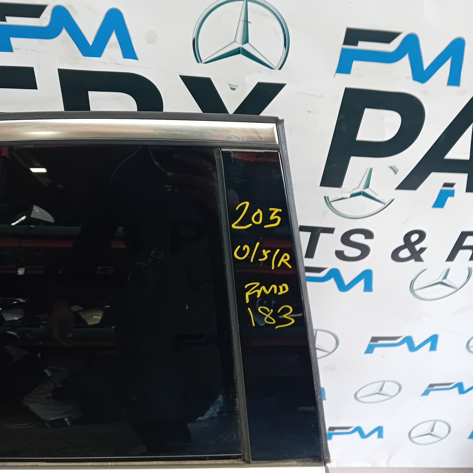 MERDEDES C-CLASS W205 DRIVER SIDE REAR DOOR OSR WHITE 2014 ON COMPLETE FMD183
