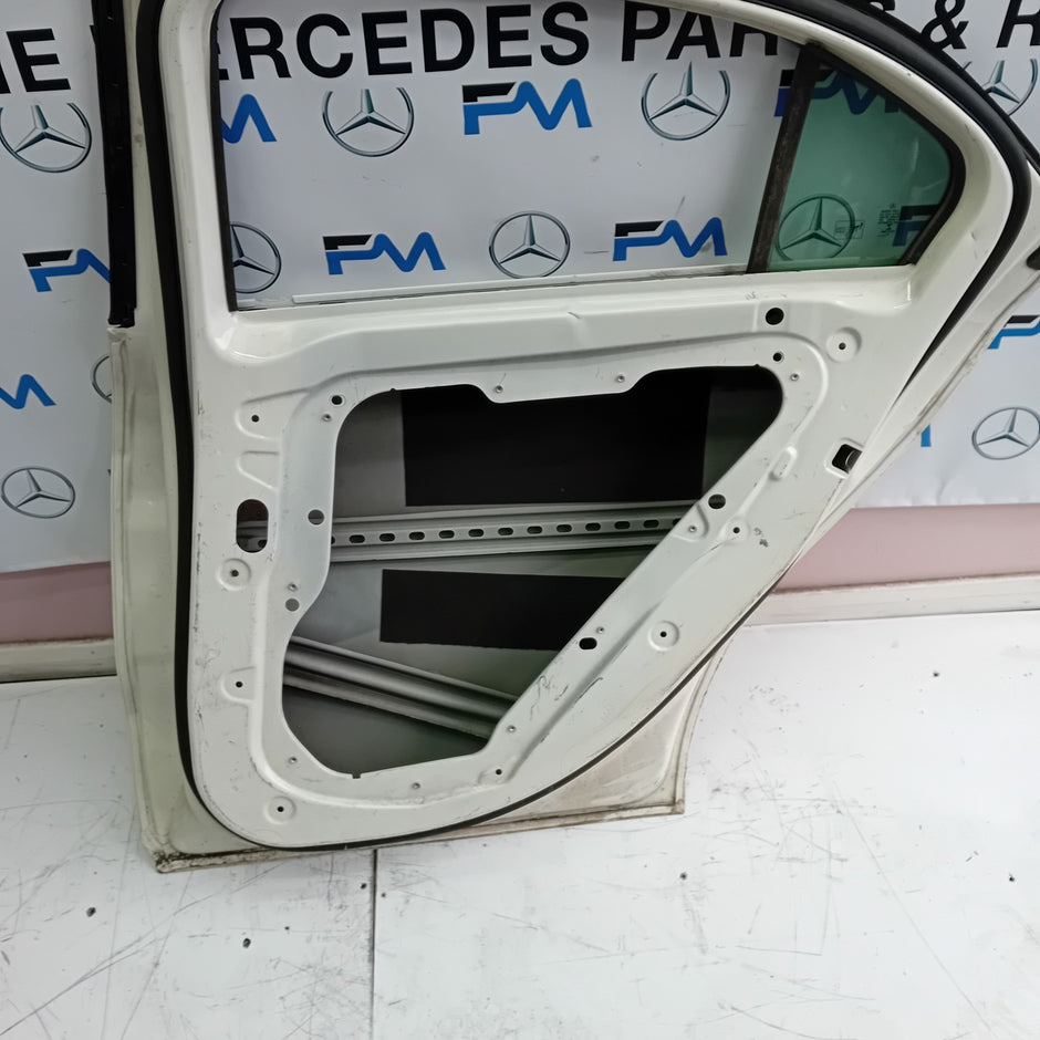 MERCEDES BENZ A-CLASS W176 DRIVER SIDE REAR DOOR O/S/R INCOMPLETE WHITE FMD29 