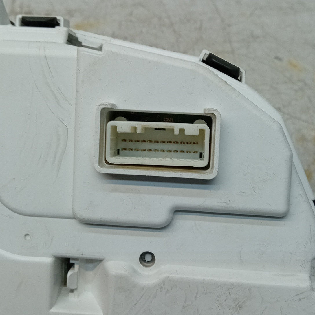 MITSUBISHI OUTLANDER SPEEDOMETER INSTRUMENT CLUSTER  8100C840 FM001584