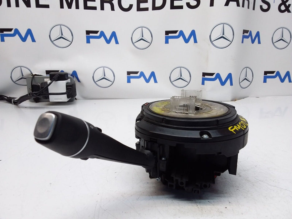 Mercedes  GLA W146 INDICATOR/WIPER GEAR SELECT + SQUIB  2015 FM00540