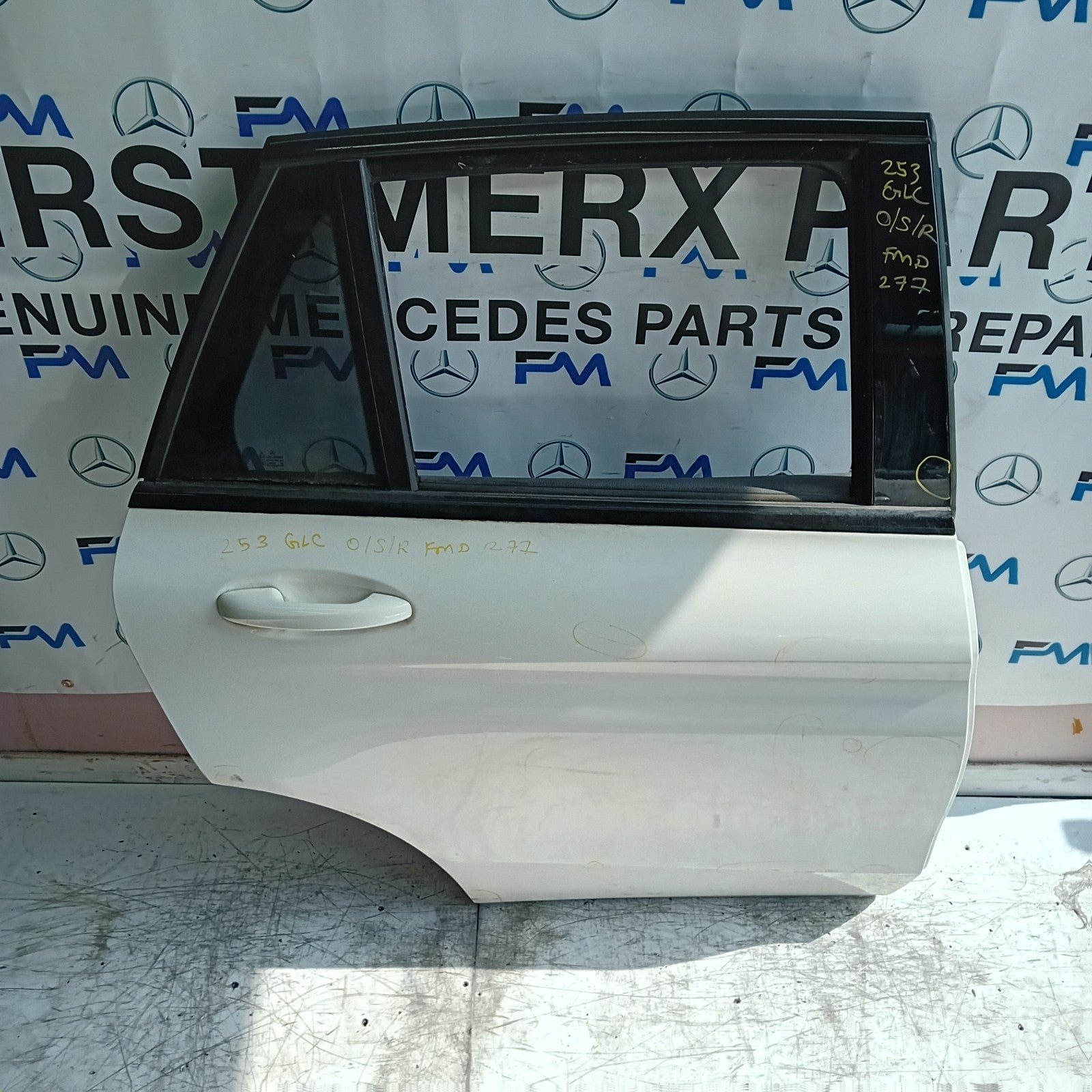 MERCEDES GLC X253 DRIVER REAR DOOR OSR 2016 ON WHITE COMPLETE FMD277