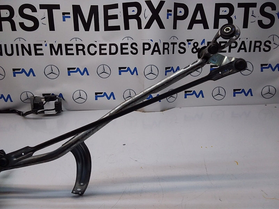 MERCEDES GLC WIPER MOTOR & LINKAGE FRONT A2538205600 W253 2015-2022 FM00191