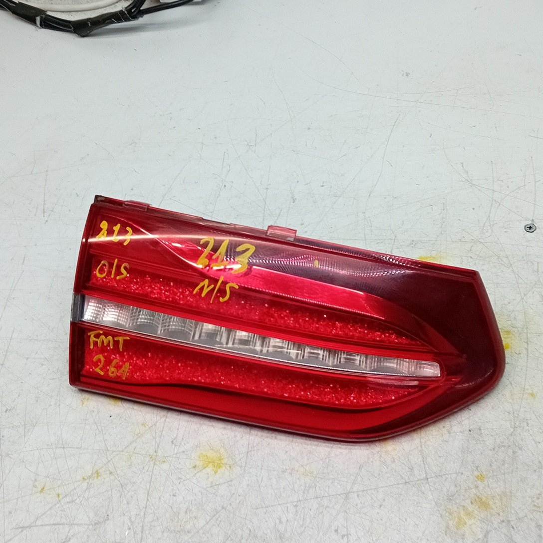 MERCEDES BENZ  E-CLASS W213 PASSENGER LEFT NS REAR TAIL LIGHT FMT264
