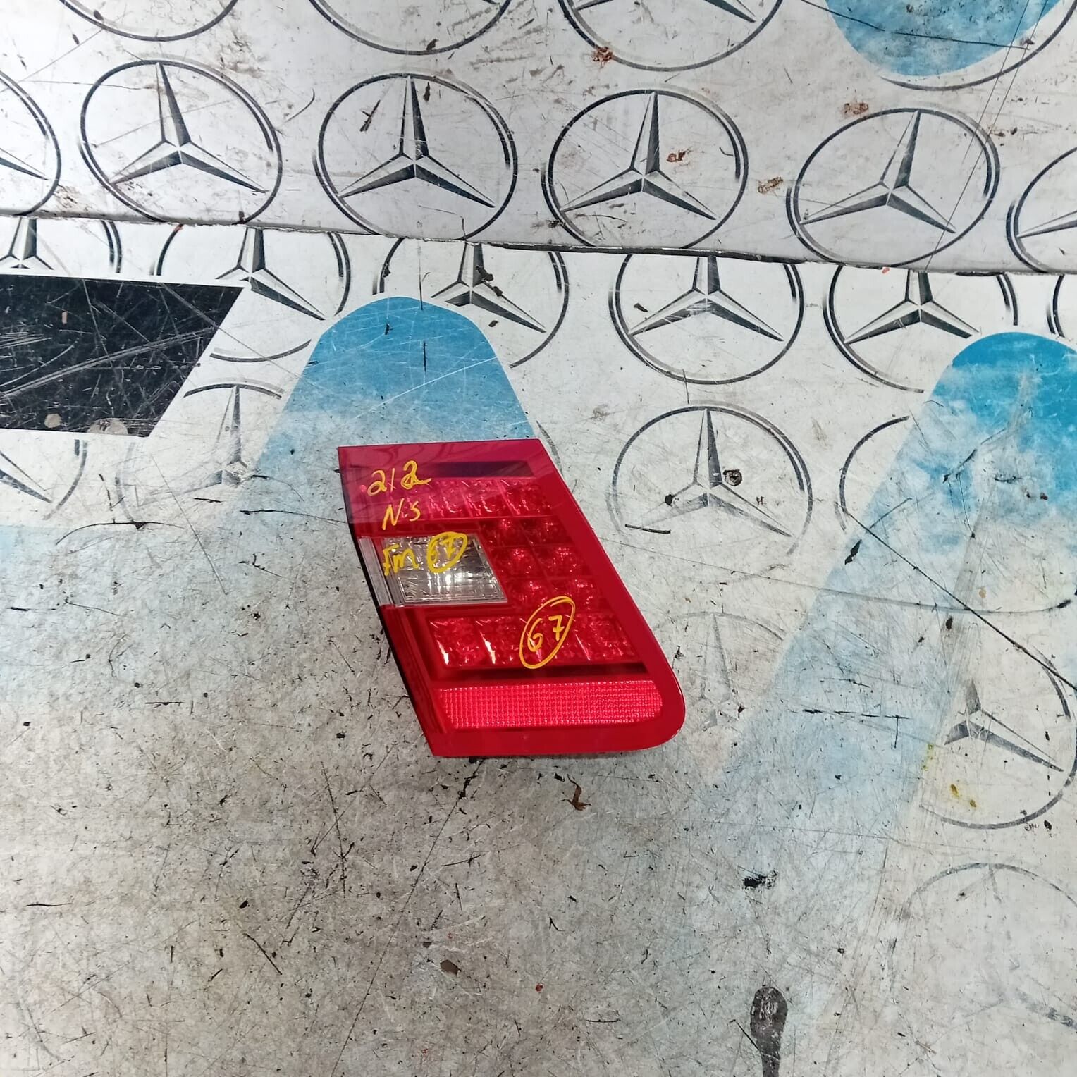 MERCEDES BENZ E-CLASS W212 SALOON PASSENGER SIDE REAR INNER  TAIL LIGHT
