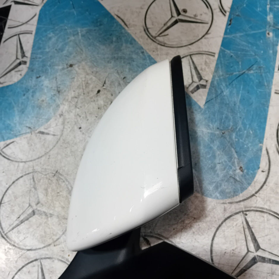 2007/2015 MERCEDES BENZ W205 WING MIRROR  A2058102016 RIGHT SIDE