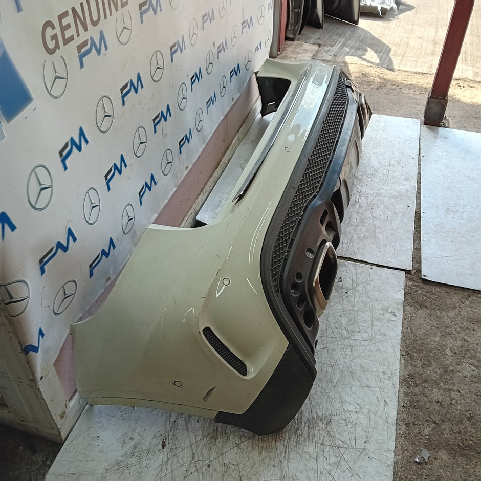 MERCEDES BENZ GLA W156 AMG REAR BUMPER ŴHITE 2016 A1568854340 COMPLETE FMX124