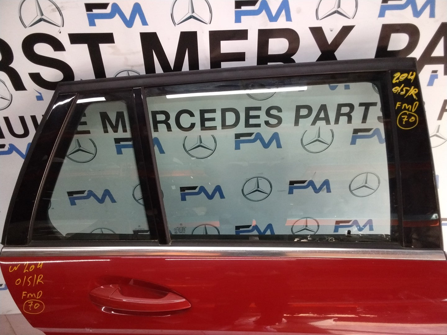 MERCEDES ESTATE C-CLASS W204 DRIVER  REAR DOOR O/S/R  RED & BLACK 2008-14 FMD70