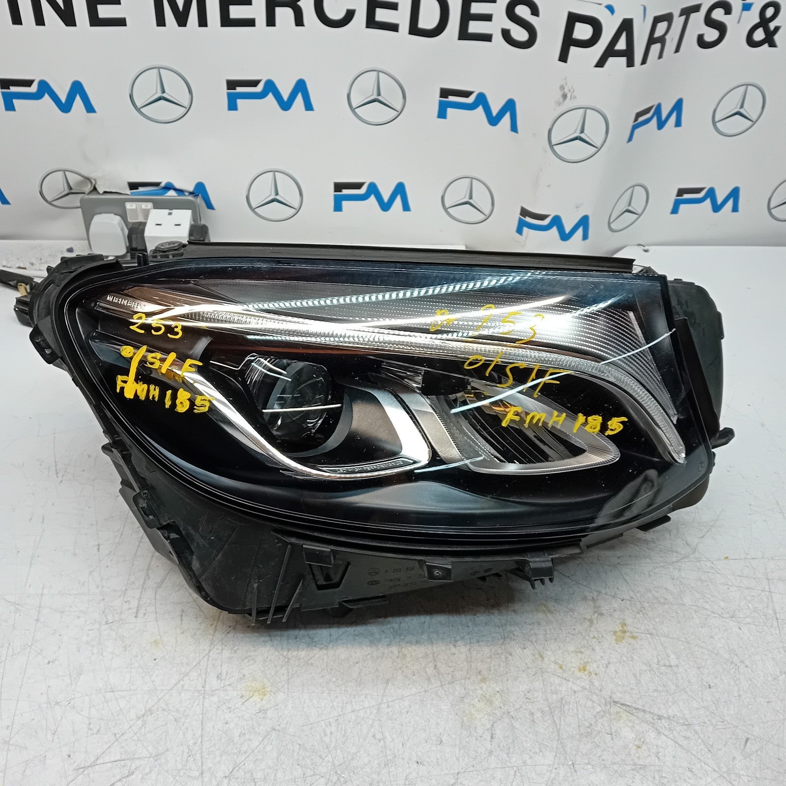 MERCEDES GLC W253 DRIVER HIGH PERFORM COMPLETE HEADLIGHT A2539065401 2016 FMH185