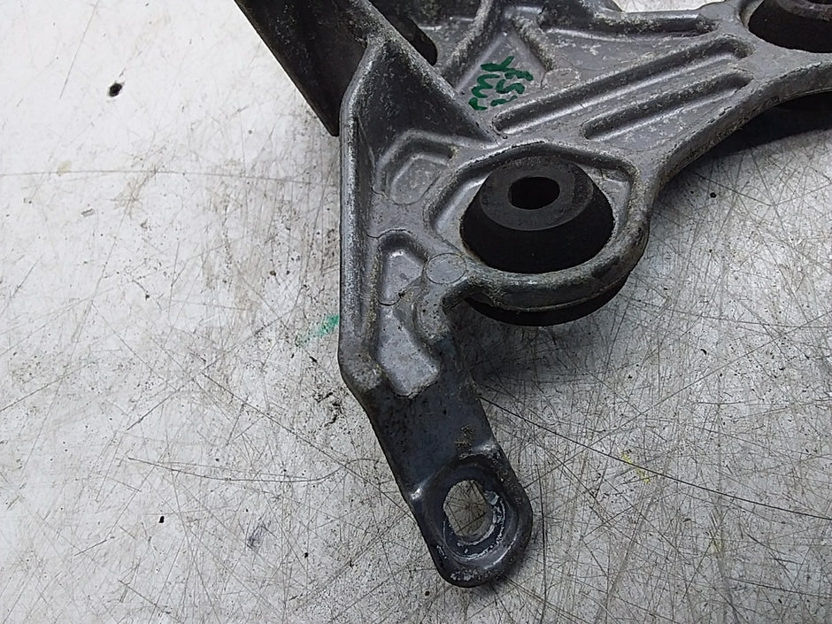 MERCEDES E-CLS W207 ABS PUMP BRACKET A2044300110 FMR253