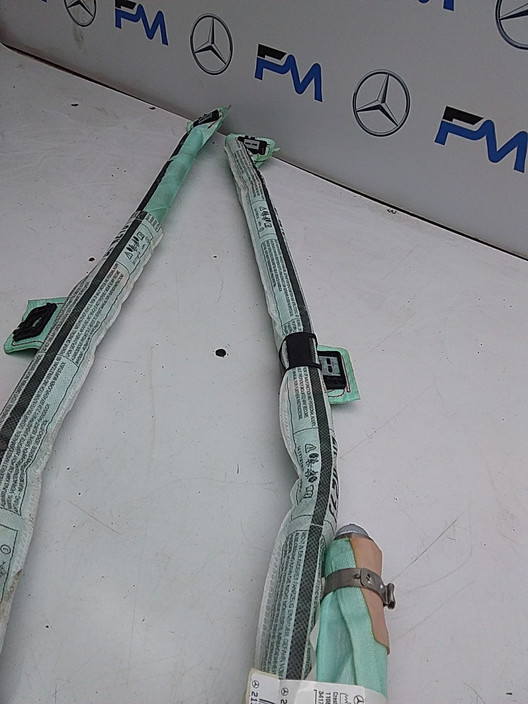 MERCEDES E-CLS W213 SLN CURTAIN ROOF AIRBAG LEFTPASSENGERSIDE A2138600902 FMR222
