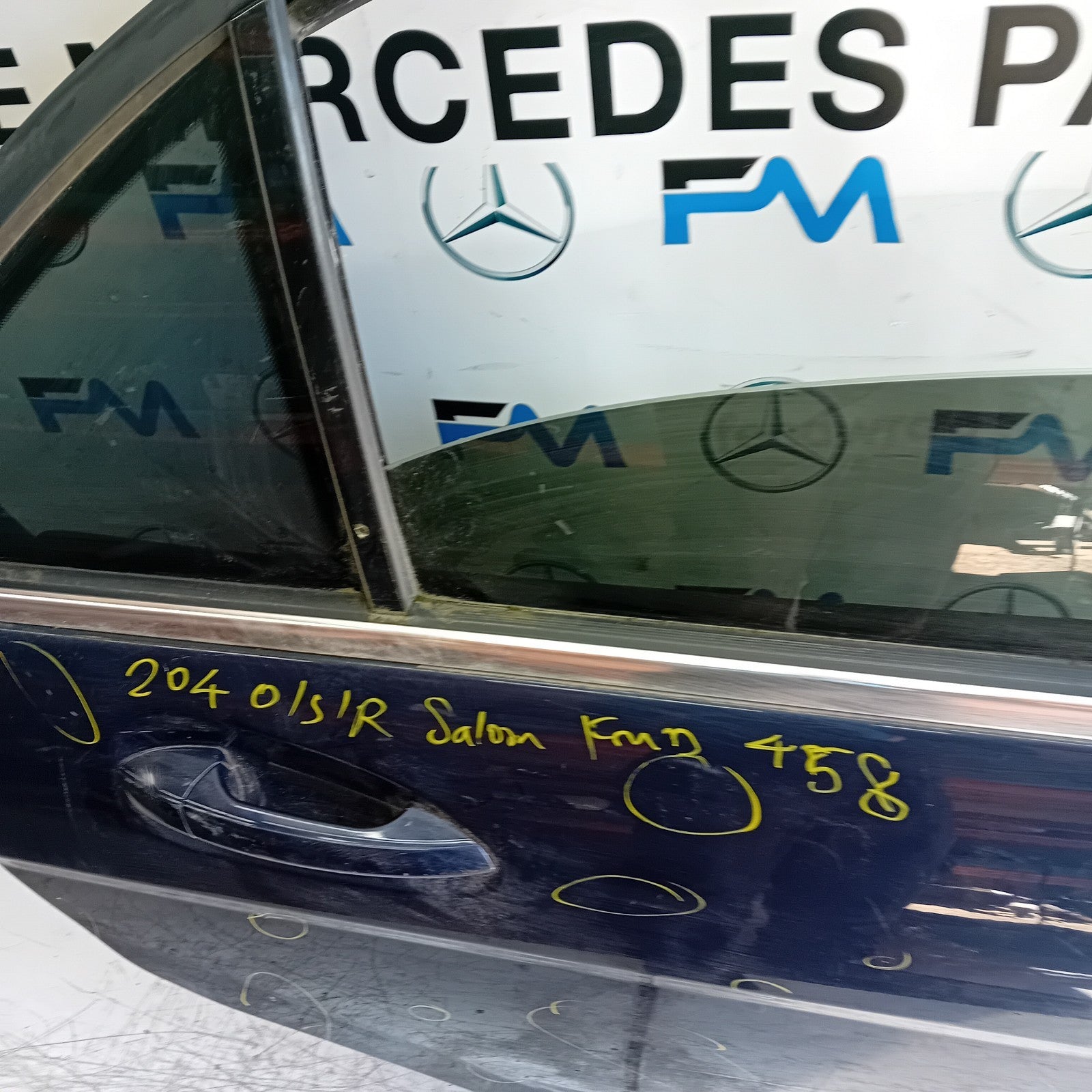 MERCEDES C-CLASS W204 SLN DRIVER REAR DOOR OSR BLUE 2008-14 COMPLETE FMD458